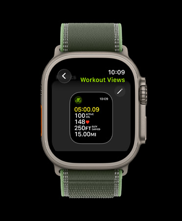 Apple Watch Ultra 3, titanium case, natural color, edit workout views screen