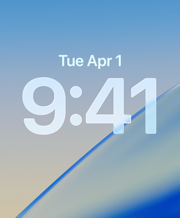 Pantalla de bloqueo con la hora en Liquid Glass